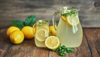 طرز تهیه لیموناد خانگی خوشمزه و گوارا به سبک کافی شاپ ها