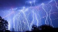 صاعقه 15 نفر را  زخمی کرد