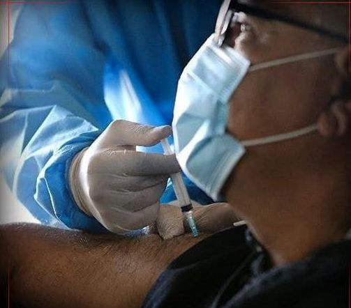 اولویت بعدی واکسیناسیون / نانوایان ، هتلداران و شاغلان فروشگاه‌ها از مهر واکسن کرونا می زنند