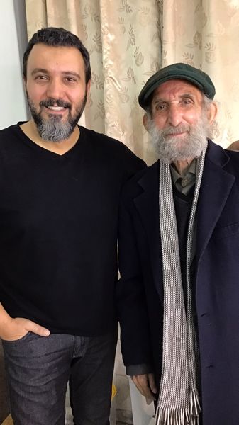 کامبیز دیرباز در کنار پیشکسوت سینما + عکس