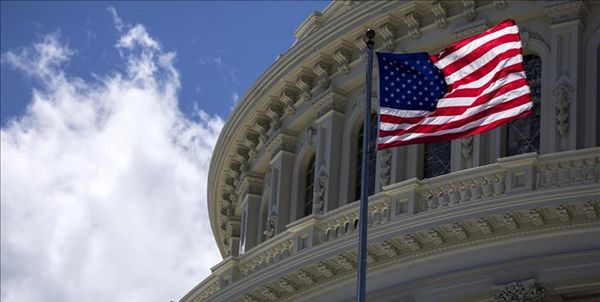 دیپلماسی موثرترین راه برای محدود کردن برنامه هسته‌ای ایران است
