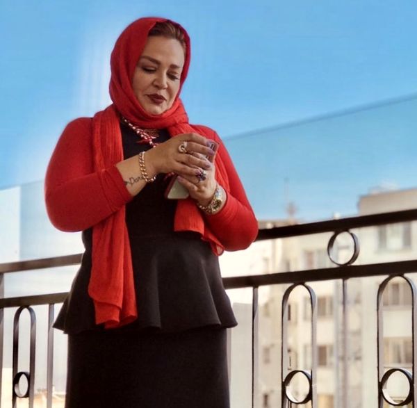 بهاره رهنما در بالکن خانه اش + عکس
