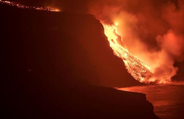  آتشفشان هولناک در اسپانیا ؛ از خسارت ها تا تصاویری ترسناک !