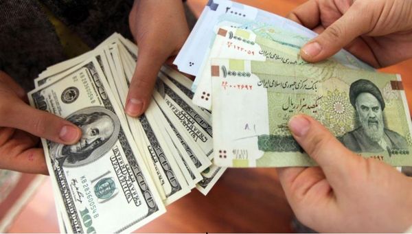 قیمت ارز آزاد در ۱۲ بهمن / خیز قیمت ارز در بازار