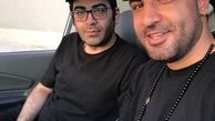 تیپ متفاوت فرزاد حسنی در ماشین گردی+عکس