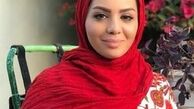 جدیدترین عکس های مبینا نصیری با لباس های رنگی رنگی