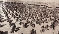 سنگ قبرم را هنوز دارم