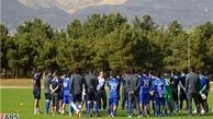 لیونل مسی در کنار استقلالی‌ها