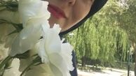 آزاده نامداری پنهان در دل گلها + عکس