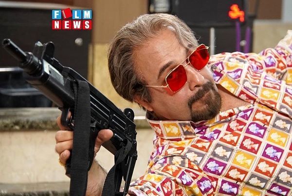 تیپ متفاوت رضا عطاران در انفرادی + عکس