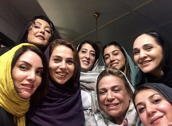 شقایق فرهانی و دوستانش در دورهمی + عکس