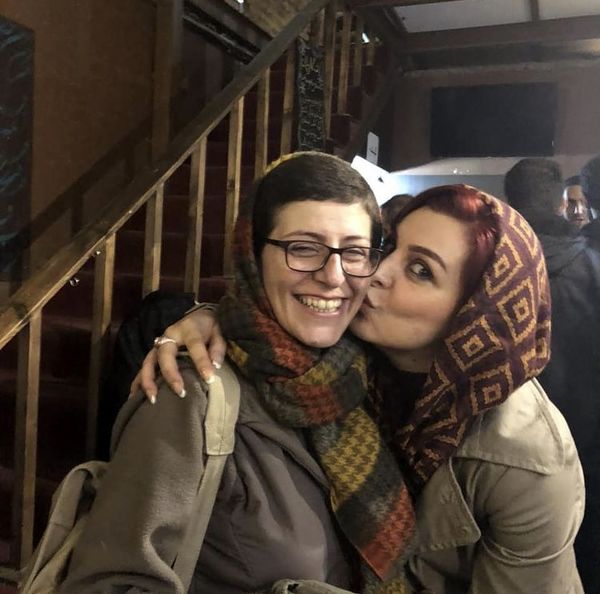 بوسه سوسن پرور با بازیگر مشهور + عکس