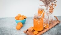 طرز تهیه شربت زردآلو خوش عطر و طعم تابستانی با میوه تازه و زردآلو خشک ؛ راز کدر نشدن و شکرک نزدن