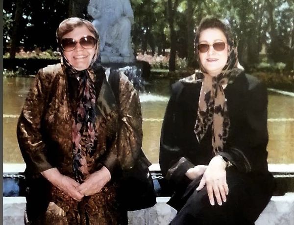جوانی های مریم امیرجلالی در کنار مرحوم حمیده خیرآبادی + عکس