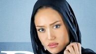 ریناز ایزدیار و تندیس ارزشمندش
