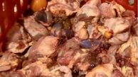 ماجرای خمیر مرغ همچنان ادامه داد/ مردم در بلاتکلیفی خرید سوسیس و کالباس