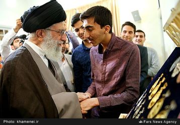 13940504184019324_PhotoL