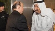 پاره کردن تصاویر ملک سلمان و منصور هادی در تظاهرات یمنی‌ها