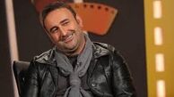 مهران احمدی با لباس رزمنده‌ها در کنار «پرویز پرستویی»/عکس