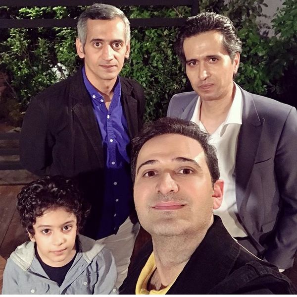 سلفی سعید شیخ زاده با بازیگران قدیمی + عکس