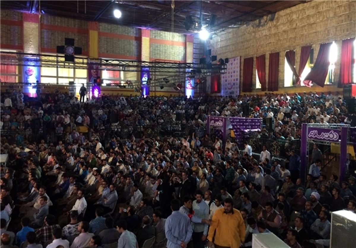 آغاز سومین مراسم جشن سالانه طنز سیاسی «دکتر سلام»