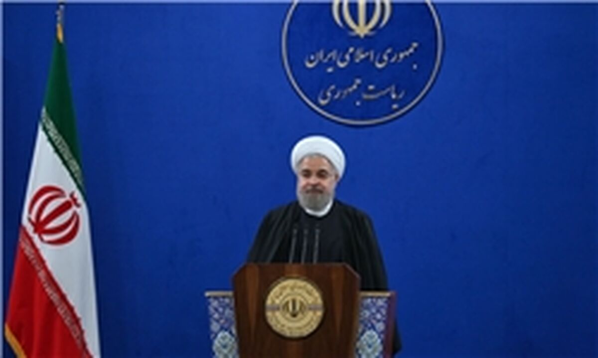 ضیافت افطار روحانی با فعالان سیاسی 