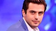 «علی ضیاء» با بال‌هایش/عکس