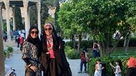 گشت و گذار خانم مجری و دوستش در شیراز + عکس