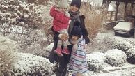 همسر و دختران شاهرخ استخری در برف + عکس