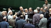 قرار و ما ادراک ما القرار/ اصولگرایان ده سال است که پای قرارهای خود نمانده اند