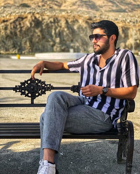 لباس متفاوت سینا مهراد + عکس