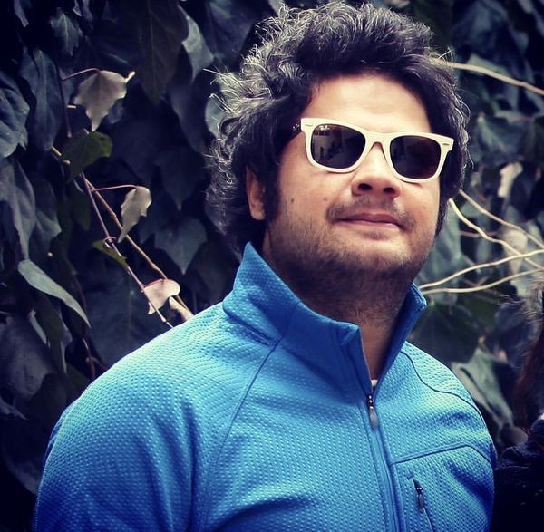 تیپ جدید علی صادقی + عکس