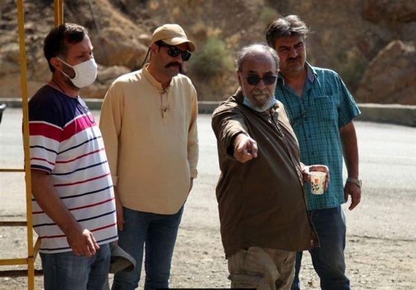 کارگردان روزگار جوانی در بیمارستان بستری شد + عکس