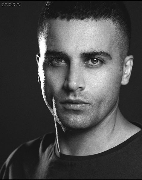 عکس سیاه سفید آرمان درویش 