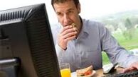 آسیب های غذا خوردن مقابل تلویزیون و رایانه 