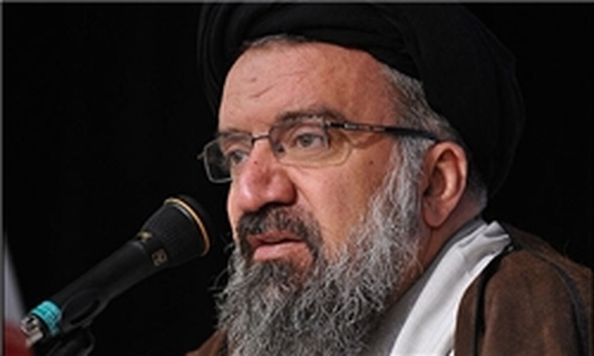 بیرق‌های باطل شیاطین در کمین جوانان کشور است