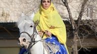 اسب سواری سوگل طهماسبی با لباس محلی + عکس