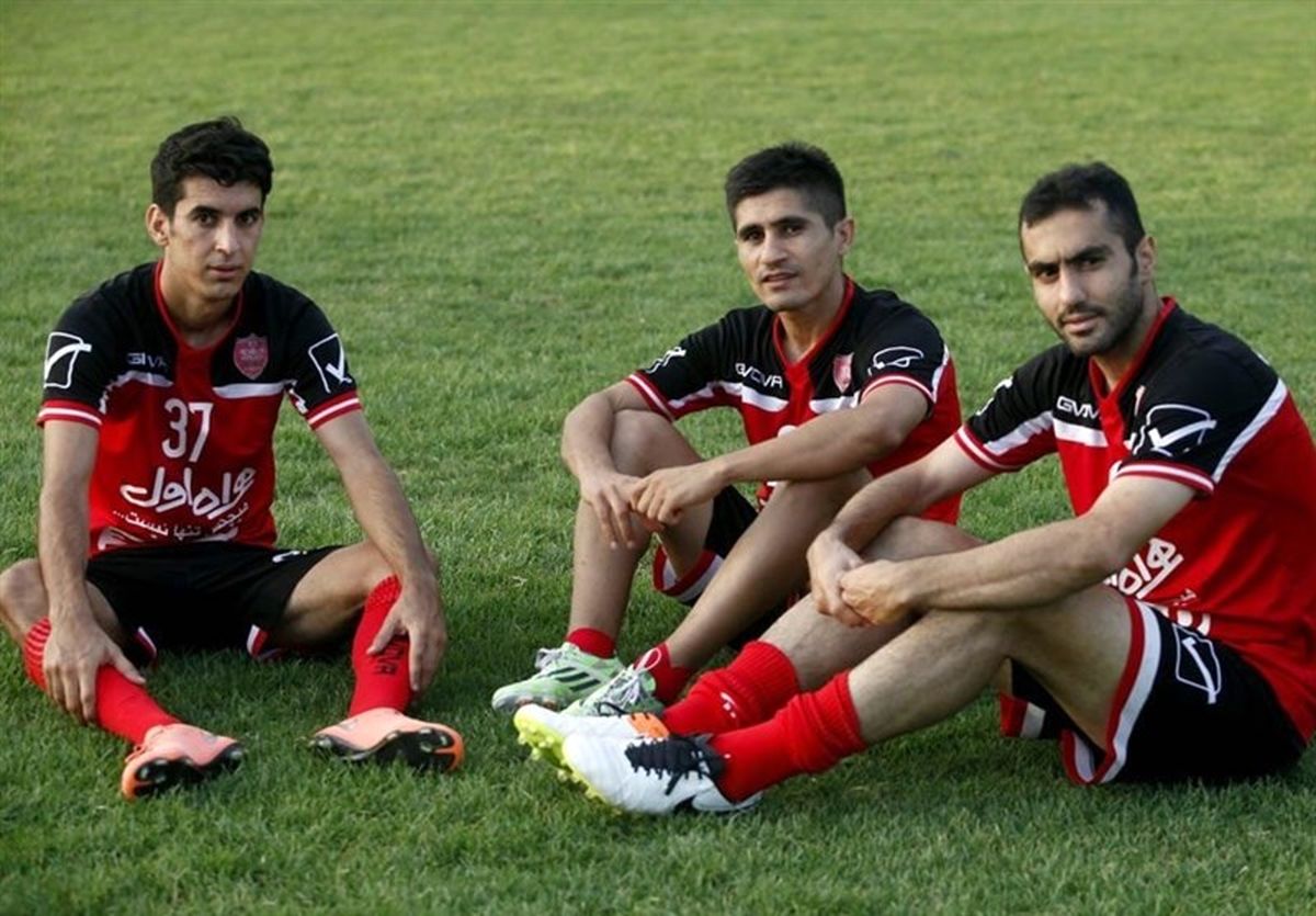 یک بازیکن از لیست خرید دایی خارج شد!