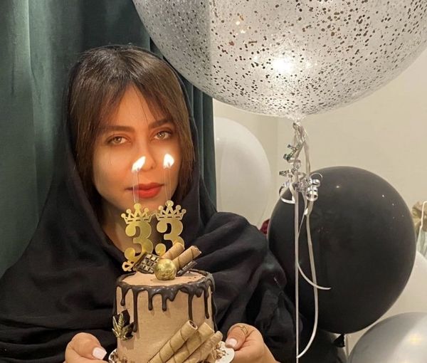 عکسی از تولد ساده الهام اخوان 