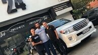 منوچهر هادی در کنار دوستانش + عکس