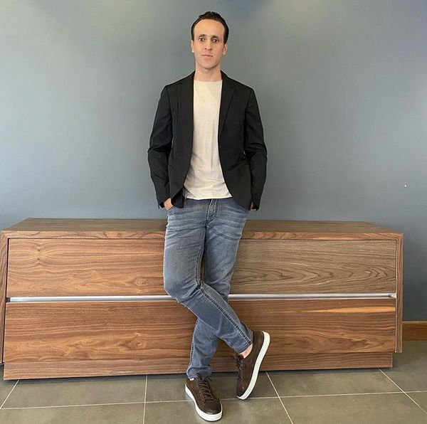 تیپ ساده علی کریمی + عکس