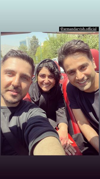 باران کوثری و عشقش در ماشین لاکچری + عکس