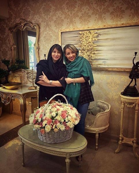 فریبا نادری در سالن دوستش + عکس