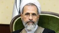 آیت‌الله اعرافی:دولت به دور از نگاه‌های سیاسی حقوق‌های نجومی را پیگیری کند
