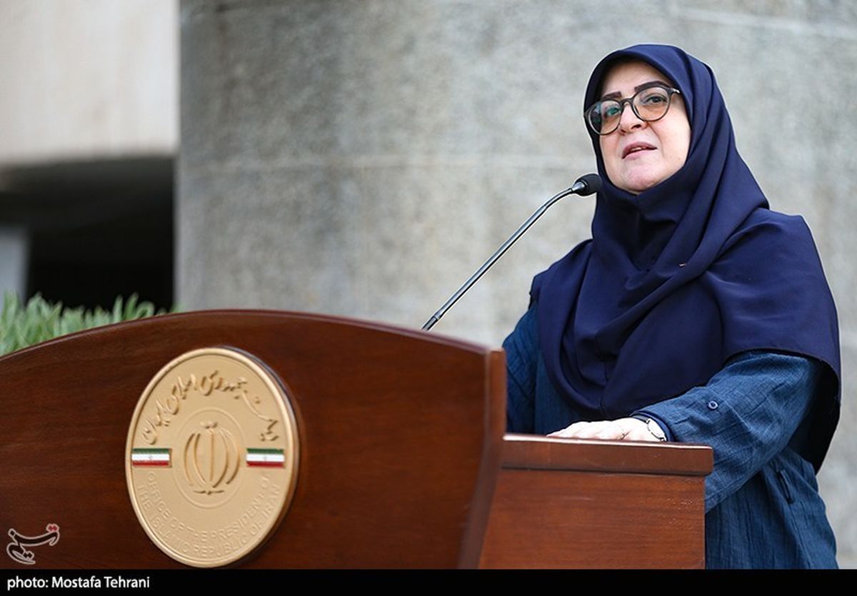 دولت چهارشنبه را تعطیل نکرد 