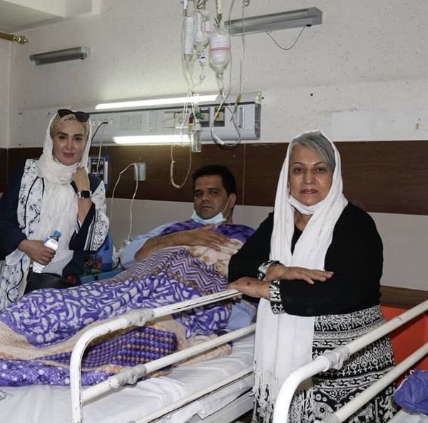 زهره فکور صبور به بیمارستان رفت + عکس