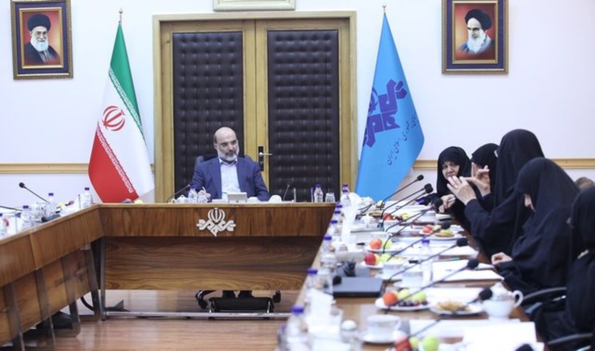 بررسی الگوی شهرهای اسلامی ایرانی در یک کمیته شورایعالی انقلاب فرهنگی