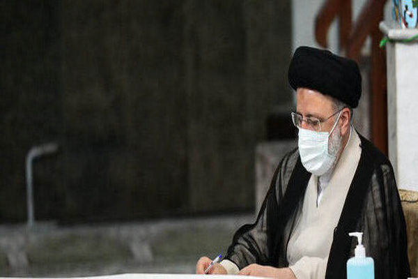 رئیسی درگذشت مادر شهیدان غلامی را تسلیت گفت