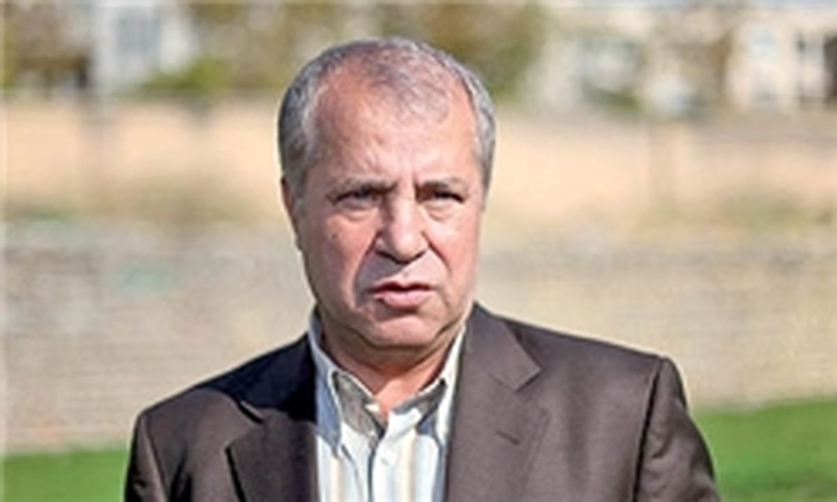 خوشبختانه فردوسی‌پور هم نبود که مرا بپیچاند