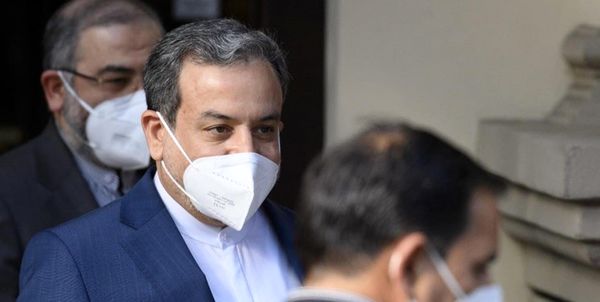 عراقچی عازم وین شد